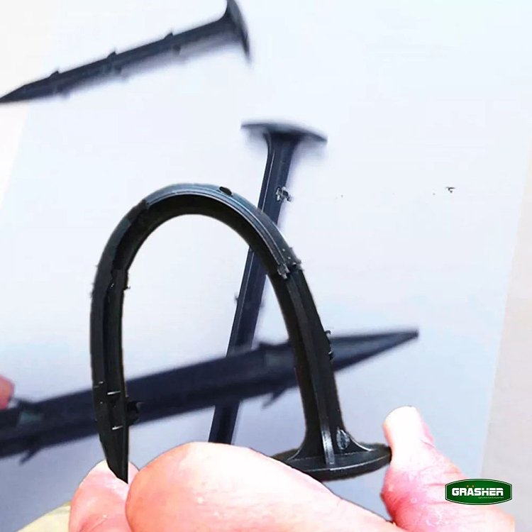 Συσκευασία 20 τεμαχίων με πασαλάκια για υφάσματα κήπου Grasher