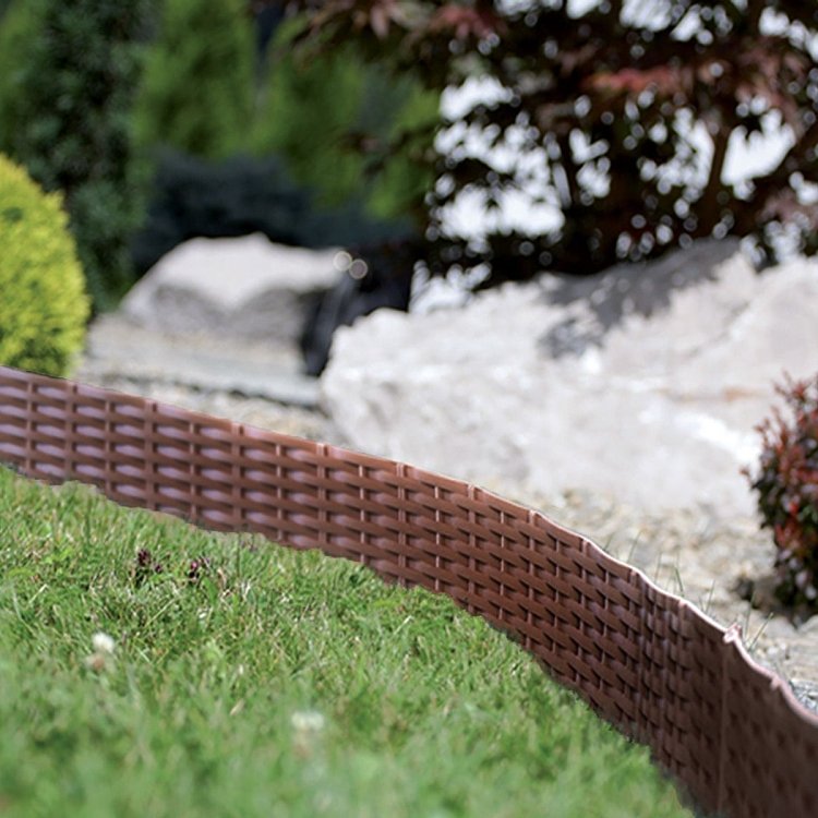 Φράχτης Κήπου PROSPERPLAST IBRA-R222 – συσκευασία 5 τμημάτων σε κοντινό πλάνο