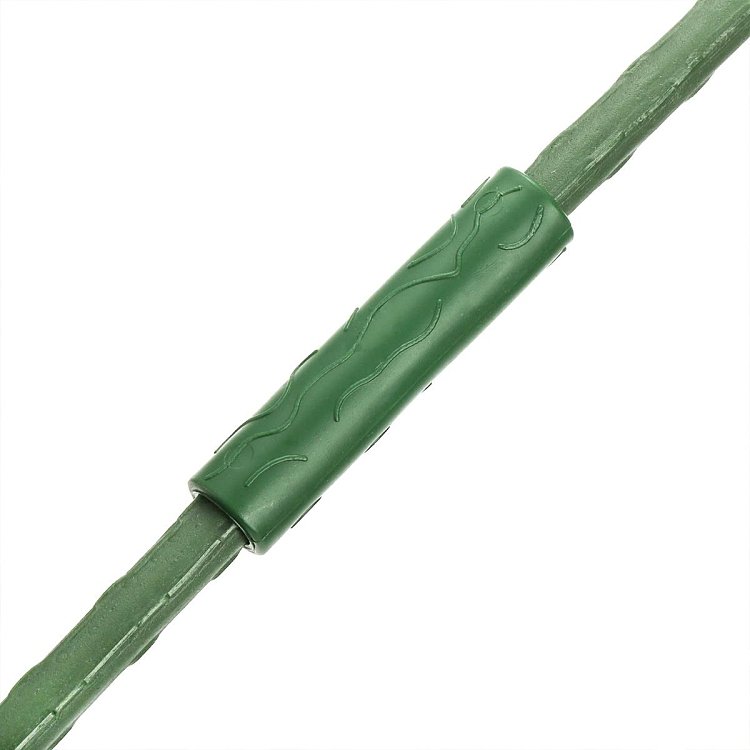 Κοντινή λήψη συνδέσμου Extender για ένωση δύο μεταλλικών πασάλων.