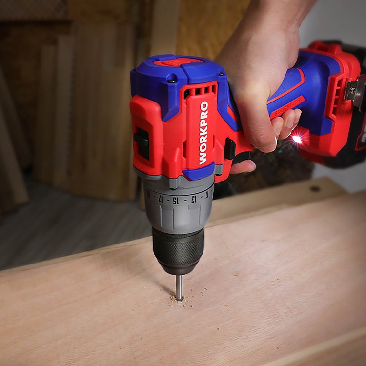 Επαναφορτιζόμενο δραπανοκατσάβιδο WORKPRO με ταχυφορτιστή 20V