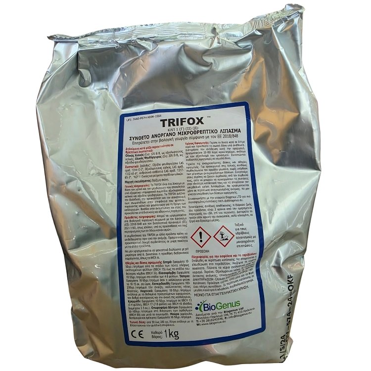 Σακούλα λιπάσματος TRIFOX 1 kg με την ετικέτα της BioGenus, μπροστινή όψη με ελαφριά κλίση