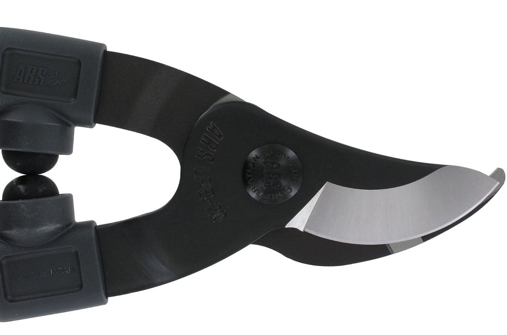 ARS LPB-20L κλαδευτήρι χειρός – συσκευασία σε κοντινό πλάνο