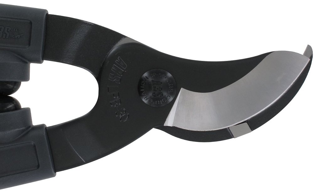 ARS LPB-30L κλαδευτήρι χειρός – συσκευασία σε κοντινό πλάνο