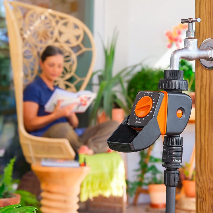 Προγραμματιστής μπαταρίας Claber με 15 έτοιμα προγράμματα