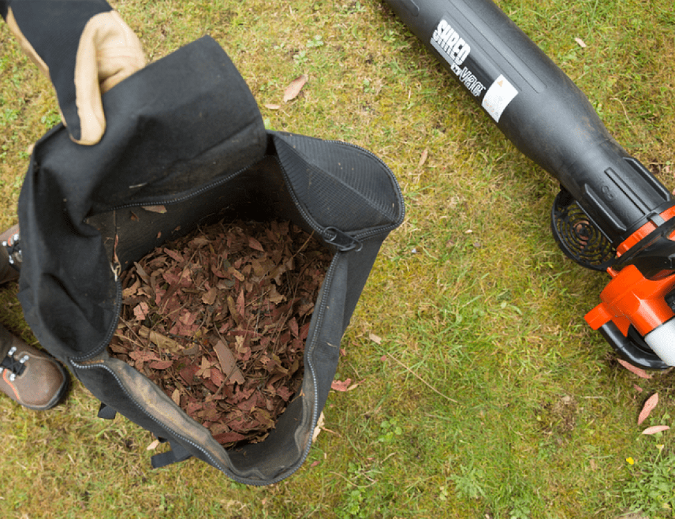 ECHO ES-255ES – χρήση σε καθαρισμό κήπου